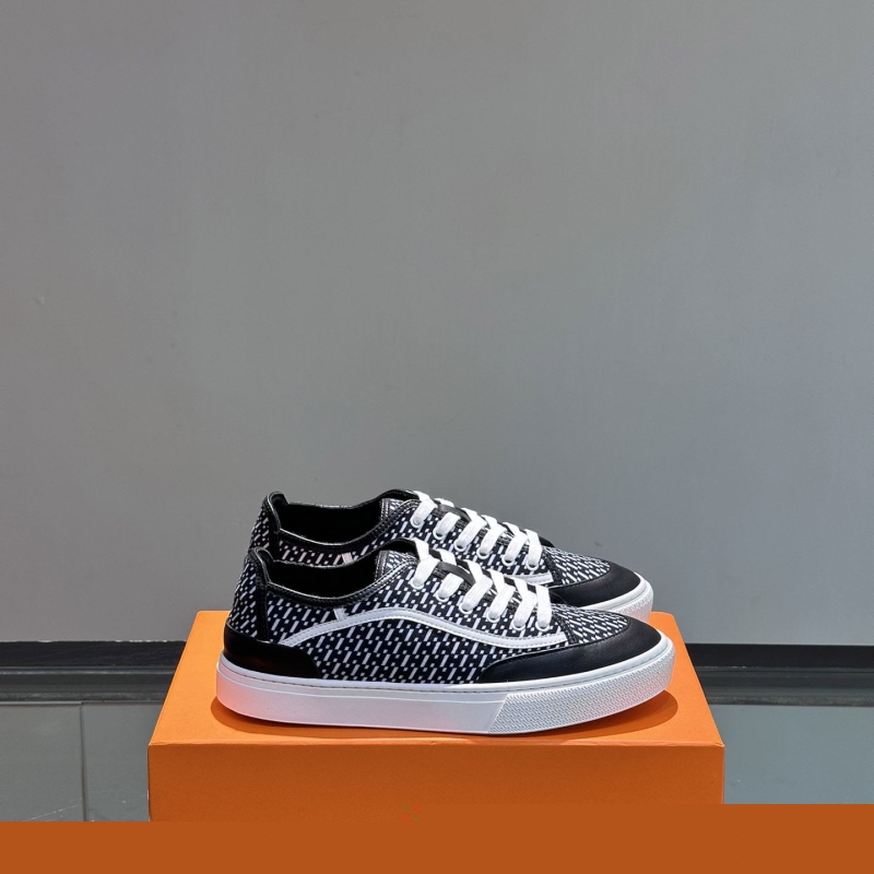 H**mes sneakers